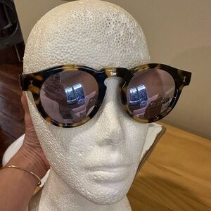 Illesteva mirrored sunglasses
